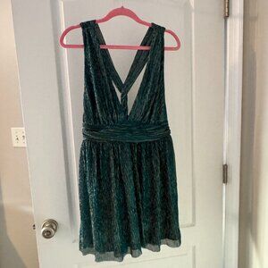 Green Lulus Twist Back Dress